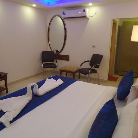 Airport Hotel Mahal Νέο Δελχί Εξωτερικό φωτογραφία