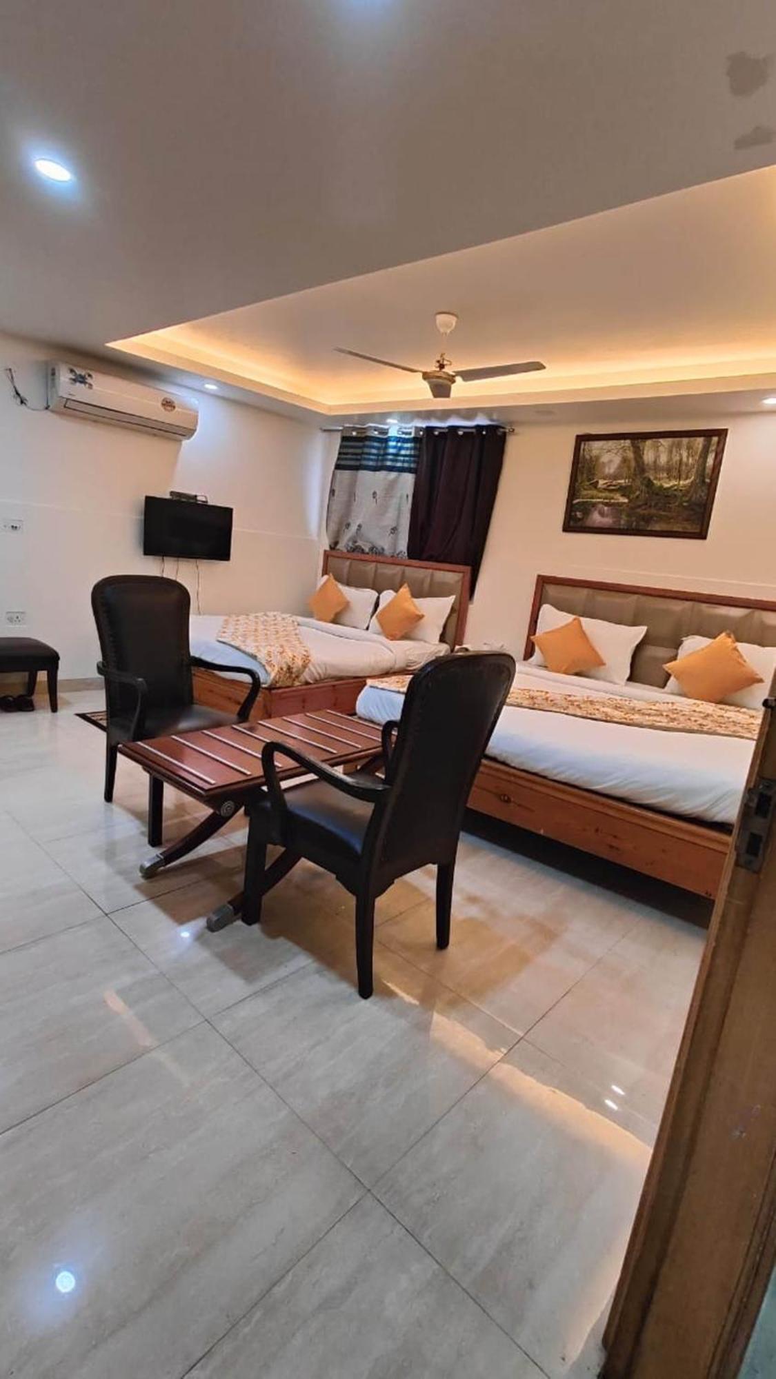 Airport Hotel Mahal Νέο Δελχί Εξωτερικό φωτογραφία