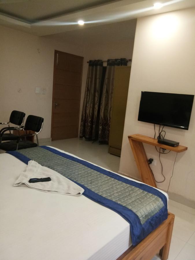 Airport Hotel Mahal Νέο Δελχί Εξωτερικό φωτογραφία